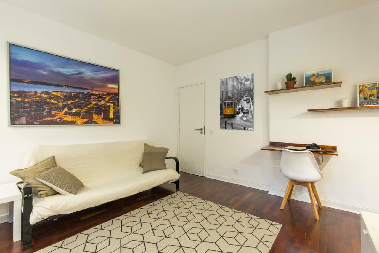 Apartment Carcavelos *
